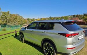 all-new-mitsubishi-outlander-back-cmh-mitsubishi-menlyn