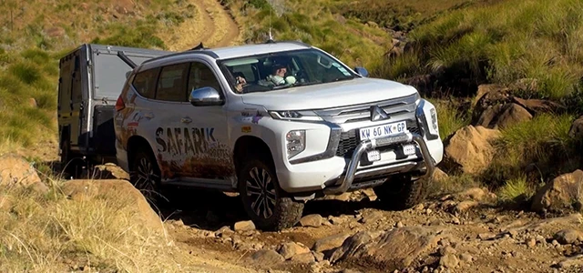 Advanced Safety Features - Pajero Sport Tackle different terrain, from sand to rock