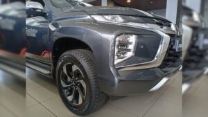 Mitsubishi Pajero Fog Lights