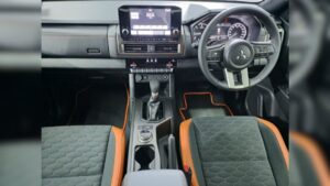 Mitsubishi Triton interior